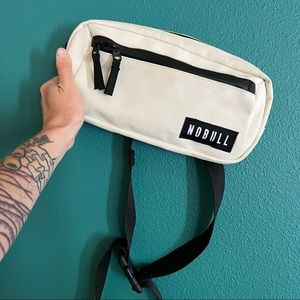 NOBULL Crossbody bag
